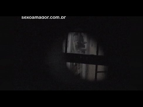 ❤️ Blondie wurdt yn it geheim op fideo opnommen troch in buertvoyeur ferburgen efter holle bakstiennen ❤️❌ Porno vk by porno fy.courseclass.ru