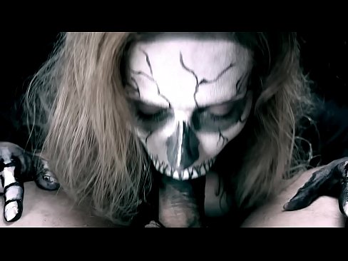 ❤️ Demon famke sûgje hoanne mei har swarte mûle en slikken cum. ❤️❌ Porno vk by porno fy.courseclass.ru